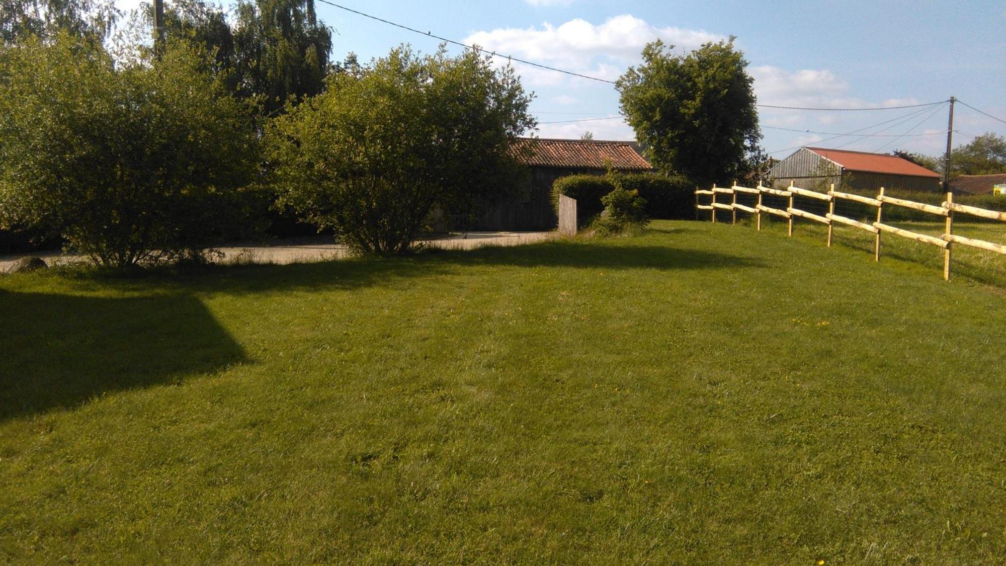 Gîte de l'Ivronnière La Ronde  Extérieur photo